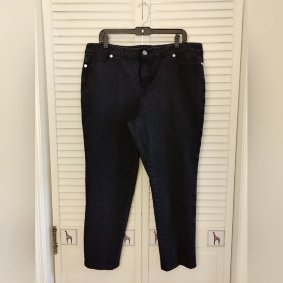 Isaac Mizrahi Denim - Isaac Mizrahi Black Ankle Cropped Jeans